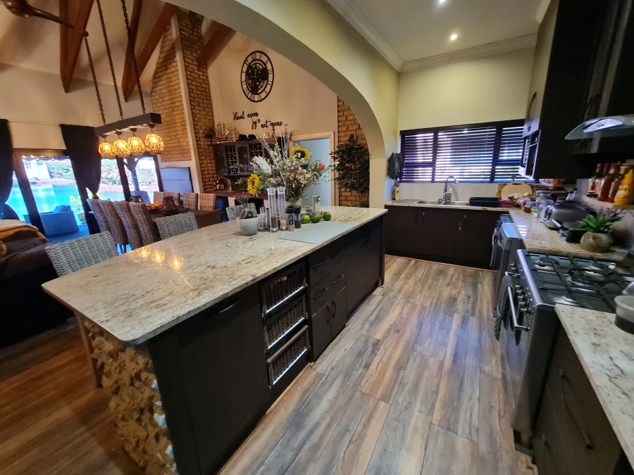3 Bedroom Property for Sale in Marina Martinique Eastern Cape
